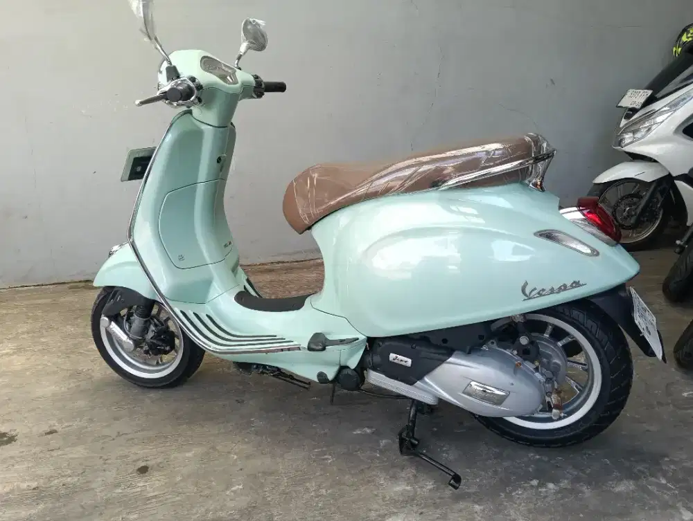 Di jual murah vespa Primavera