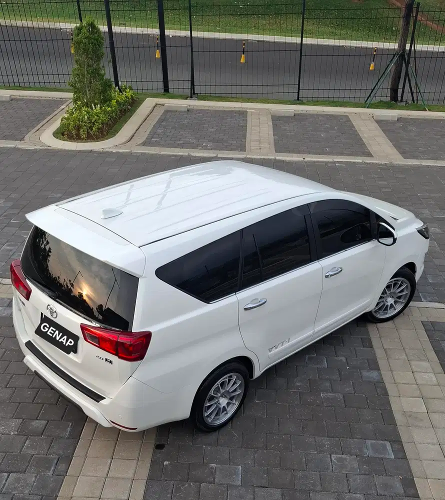 Toyota Kijang Innova 2015 Bensin