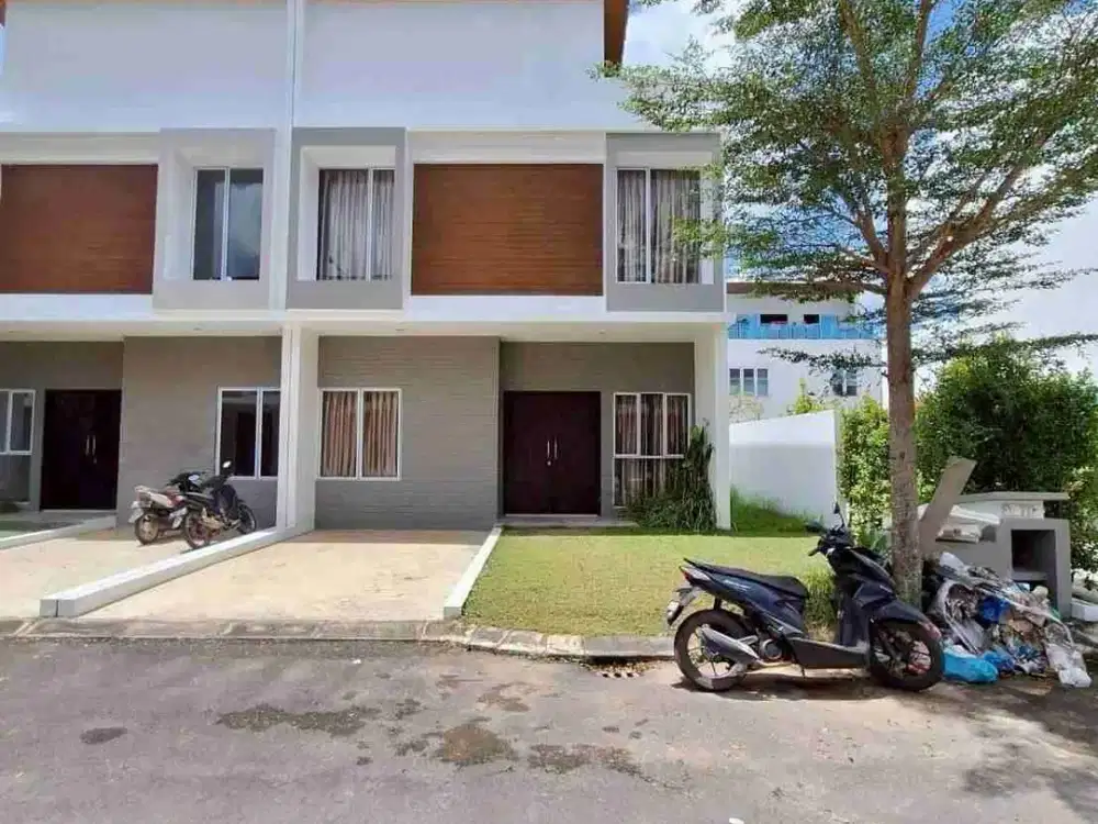 DIJUAL !!

Rumah 2 lt Hook Tengah Azure Bay dekat sekolah mondial Batam Center