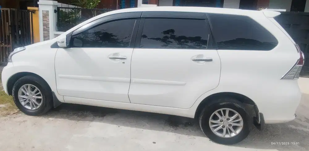 Daihatsu Xenia 2013 Bensin