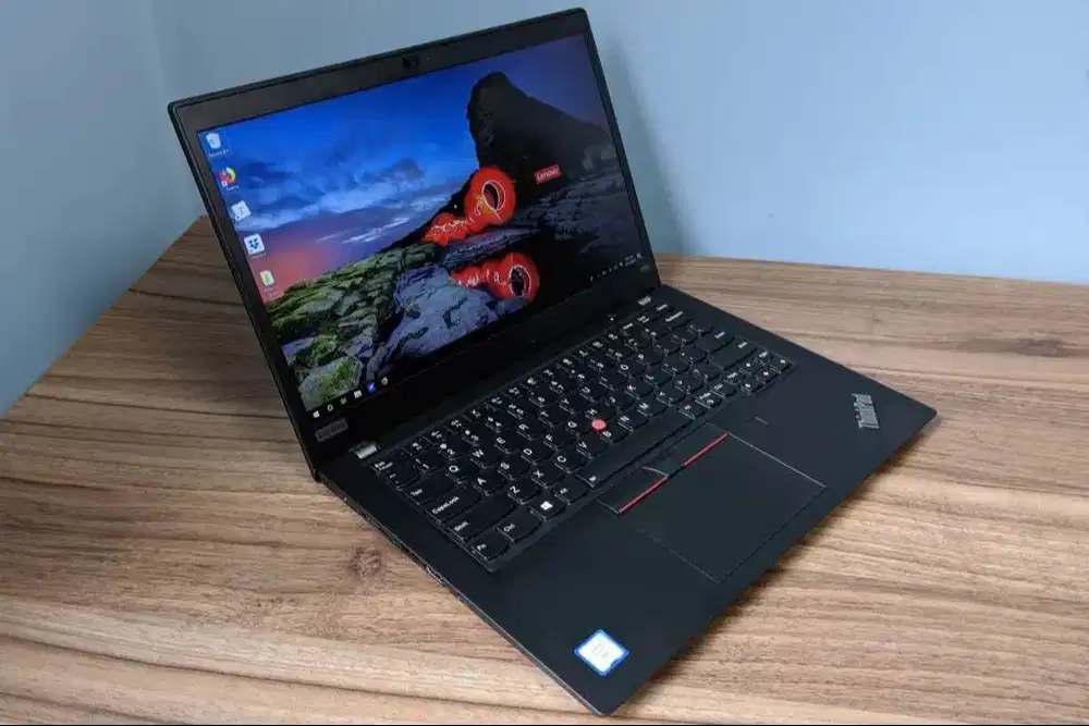 Lenovo Thinkpad Slim X390 RAM 8GB Core I5 Gen 8 Layar 13 Inch