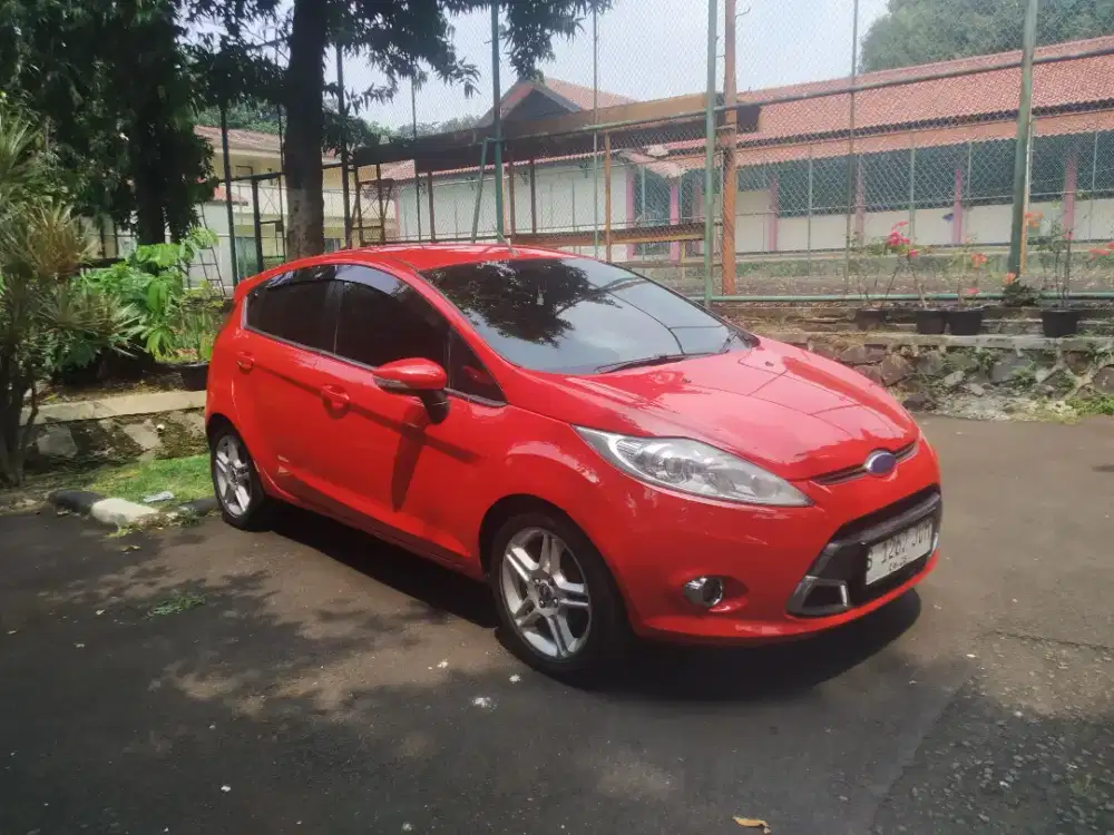 (KM86rb)FORD FIESTA S AT2013