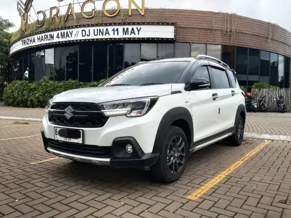 Suzuki XL7 2023 Bensin