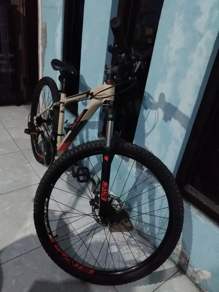 Sepeda MTB Polygon Cascade 3 Full Ori