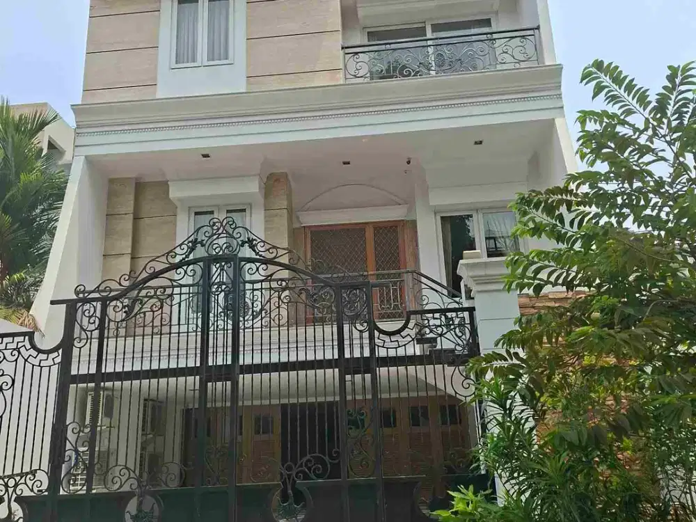 Dijual rumah di layar permai pik