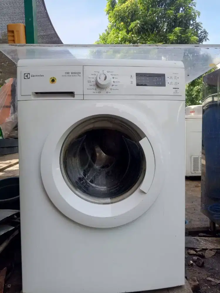 Mesin cuci front loading