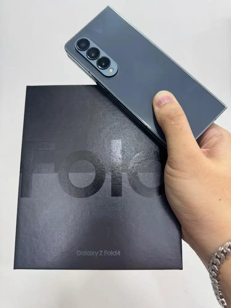 Samsung Z Fold 4 5G GreyGreen 12/256Gb (SEIN)