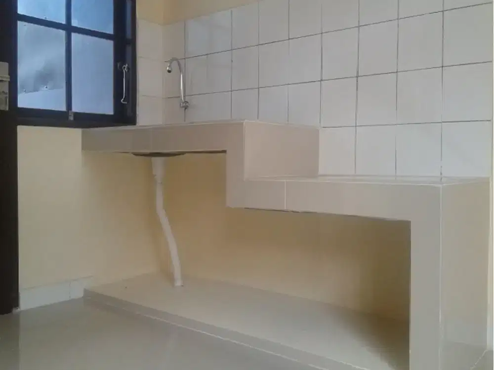 Jual Cepat Rumah Bahan, Besar 375m², dekat MM2100