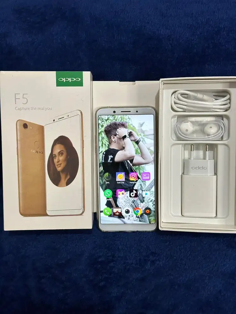 Hp Oppo F5 4/32GB Fullset Murmer BU