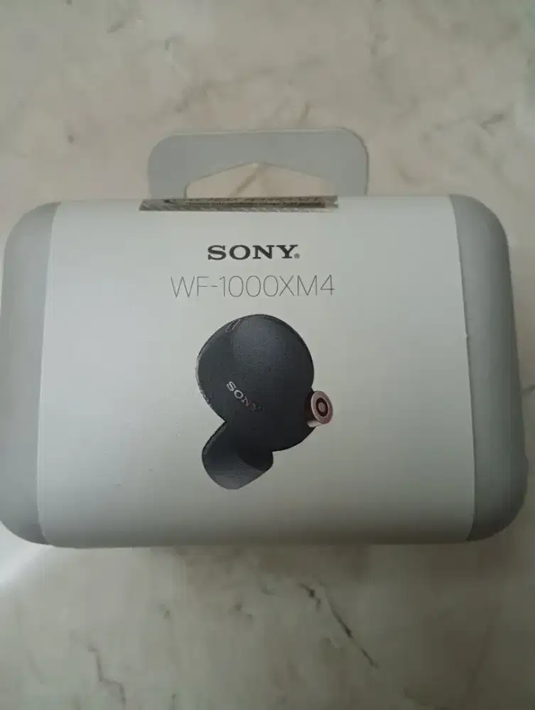 Earphone sony WF-1000XM4