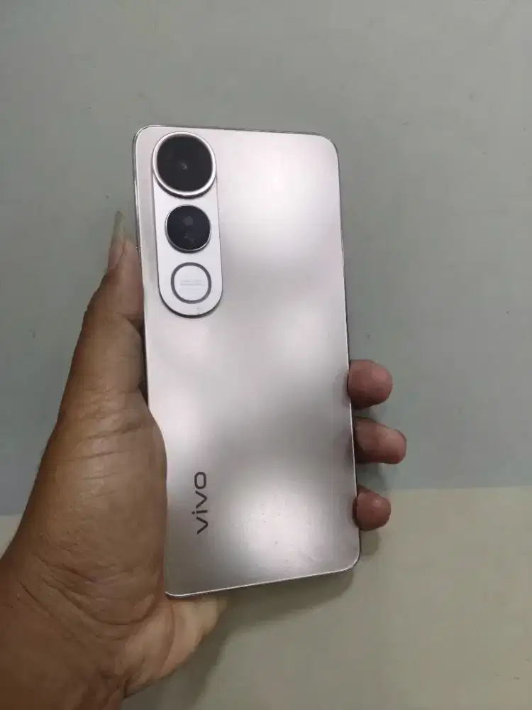 Jual BU vivo v50 lite 8/128