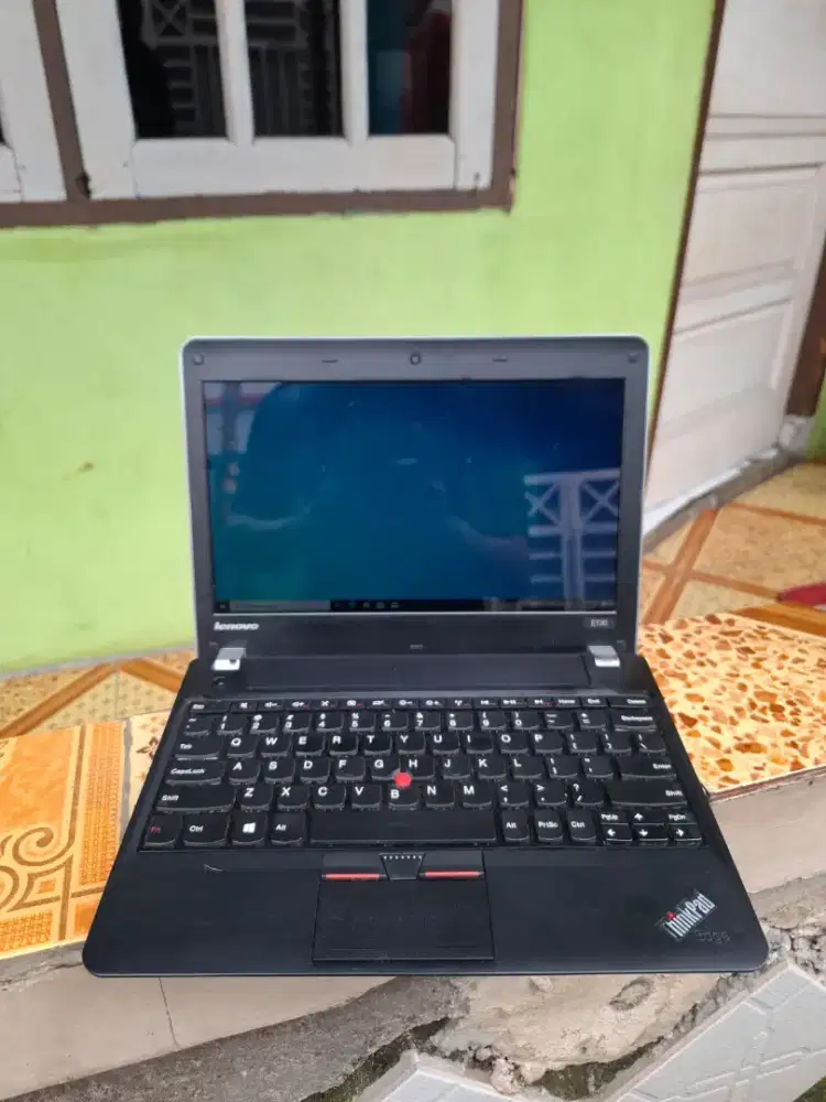 Lenovo Thinkpad Edge E130