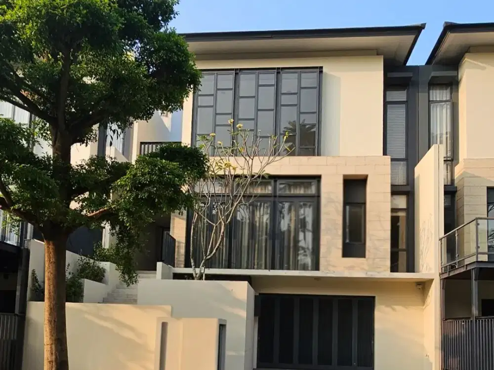 Rumah 2 lantai 3+1 kamar hadap utara furnish di Lancewood