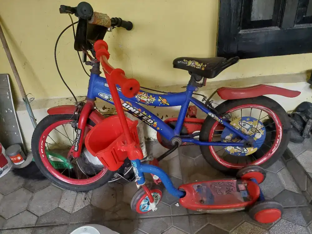 Sepeda anak UNITED bonus otoped 200rb