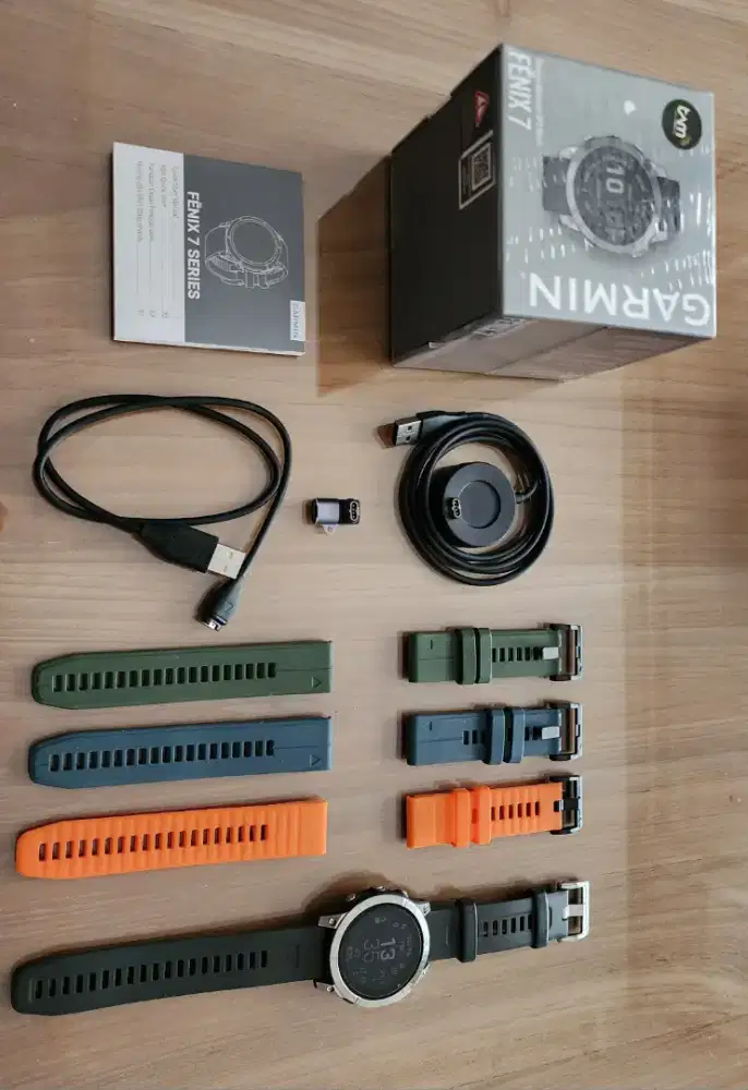 For sale Smart watch Garmin Fenix 7 Silver, kondisi sangat istimewa