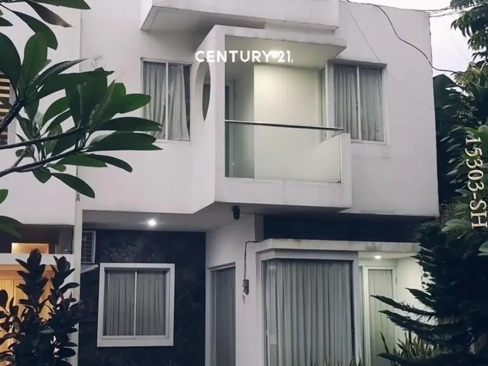 Dijual Rumah 3 Lantai  Cantik Modern Siap Huni Dalam Cluster