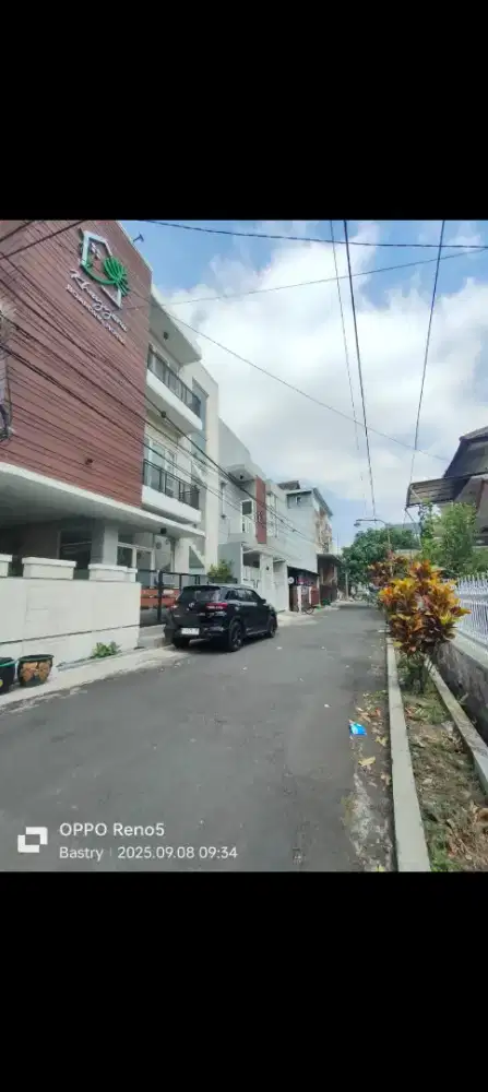 Rumah Plus Tempat Usaha Lokasi Strategis Suhat Soekarno Hatta