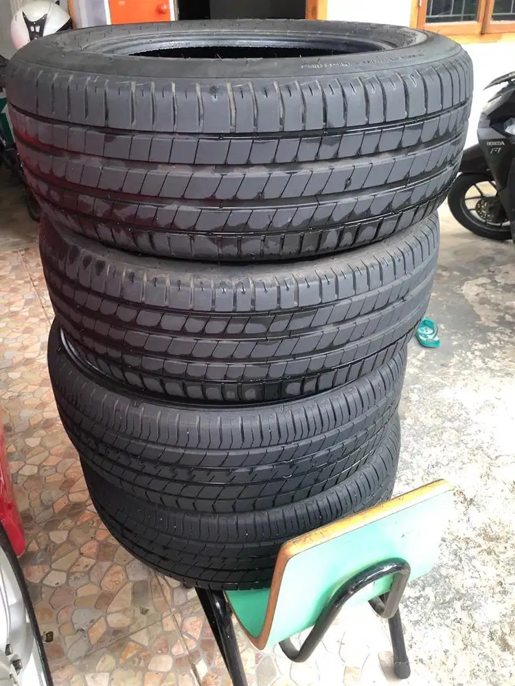 4 pcs ban ring 16 ukuran 205/60 R16