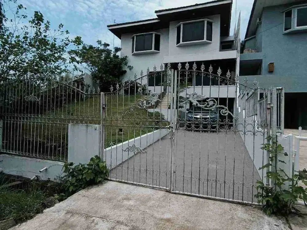 Dijual murah rumah mewah Shangri-La