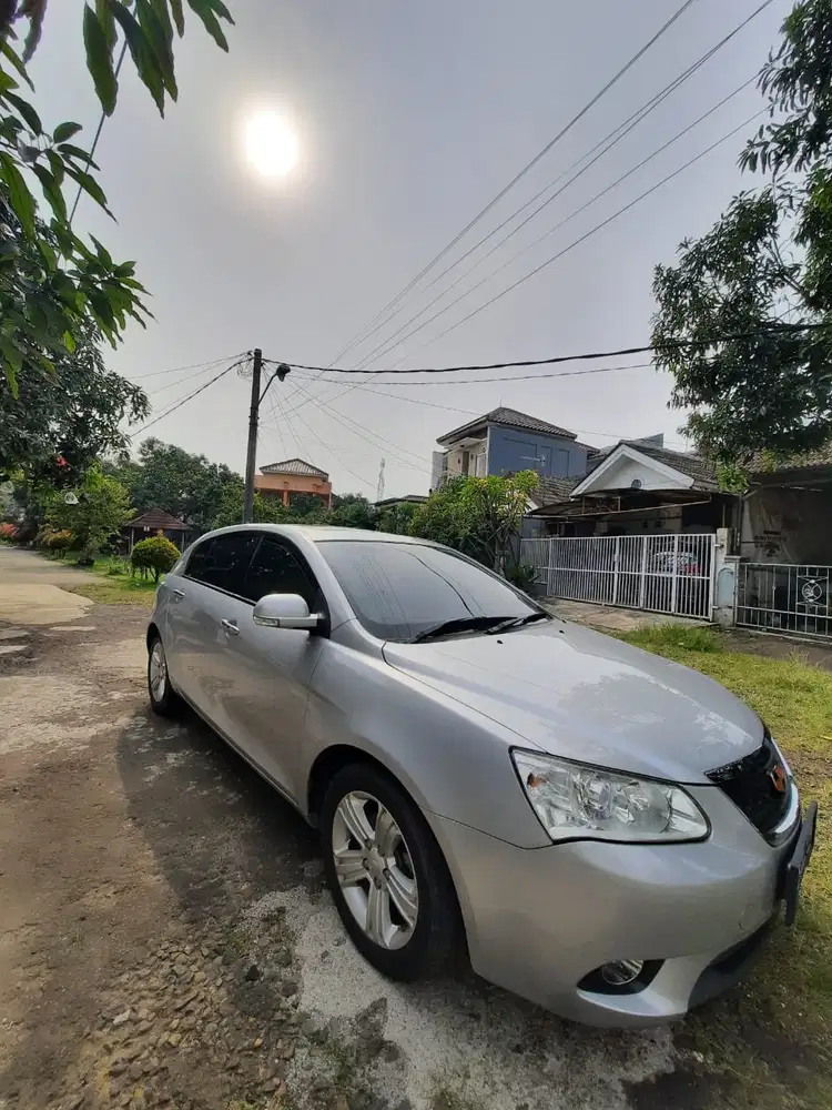 Geely Emgrand ec7 2013