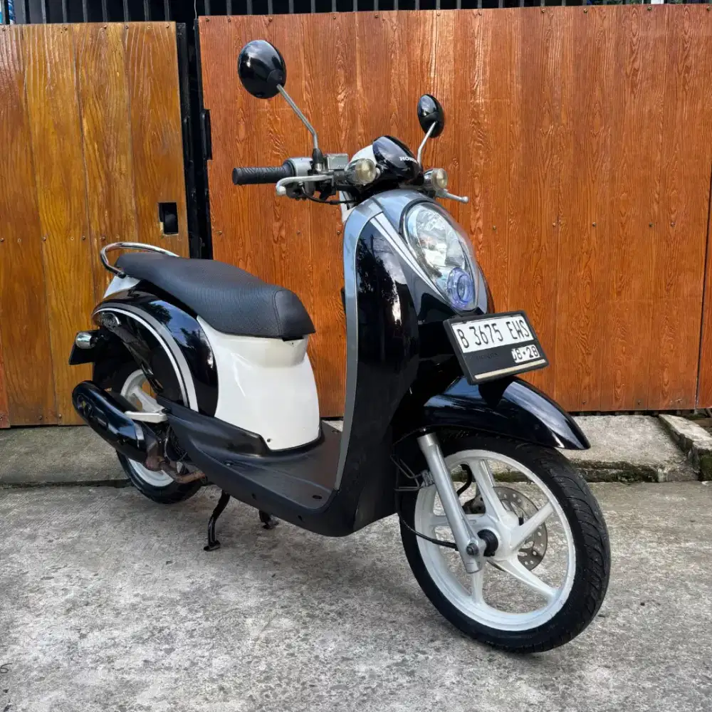 SCOOPY KARBU 2012 PAJAK PANJANG TERMURAH SIAP PAKE