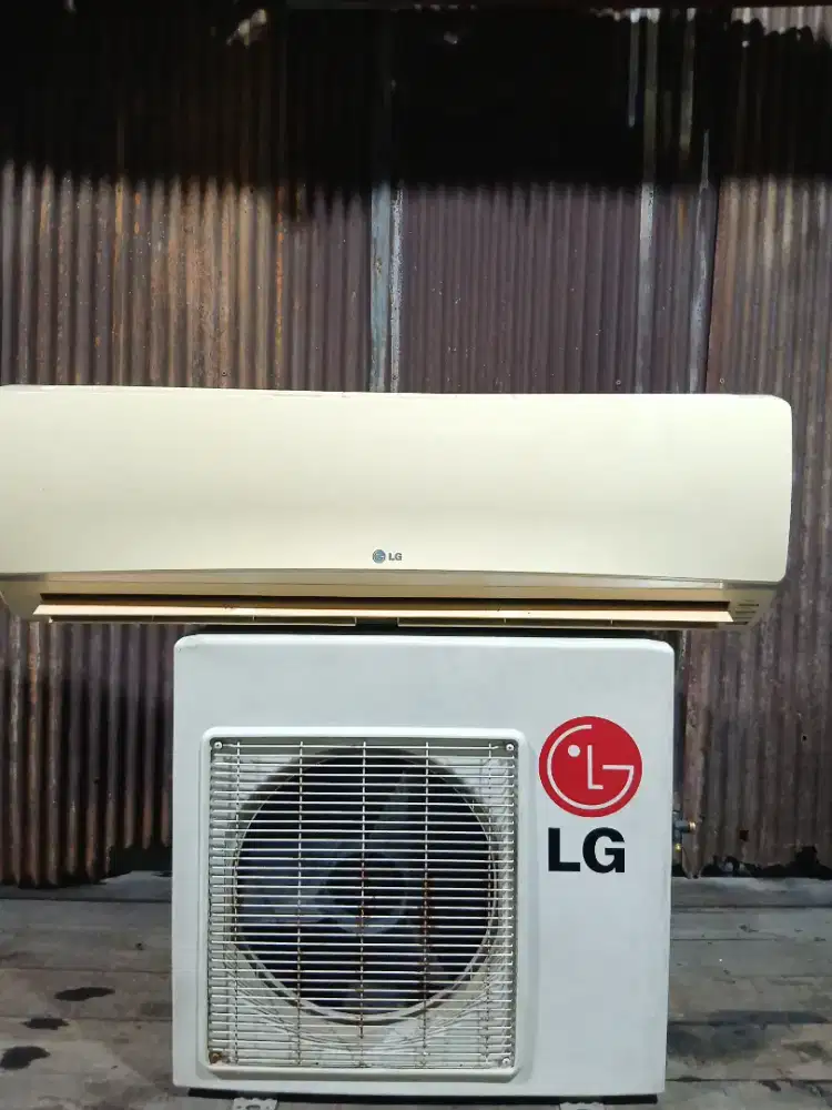 MENJUAL AC BEKAS 1/2 PK KOMPLIT