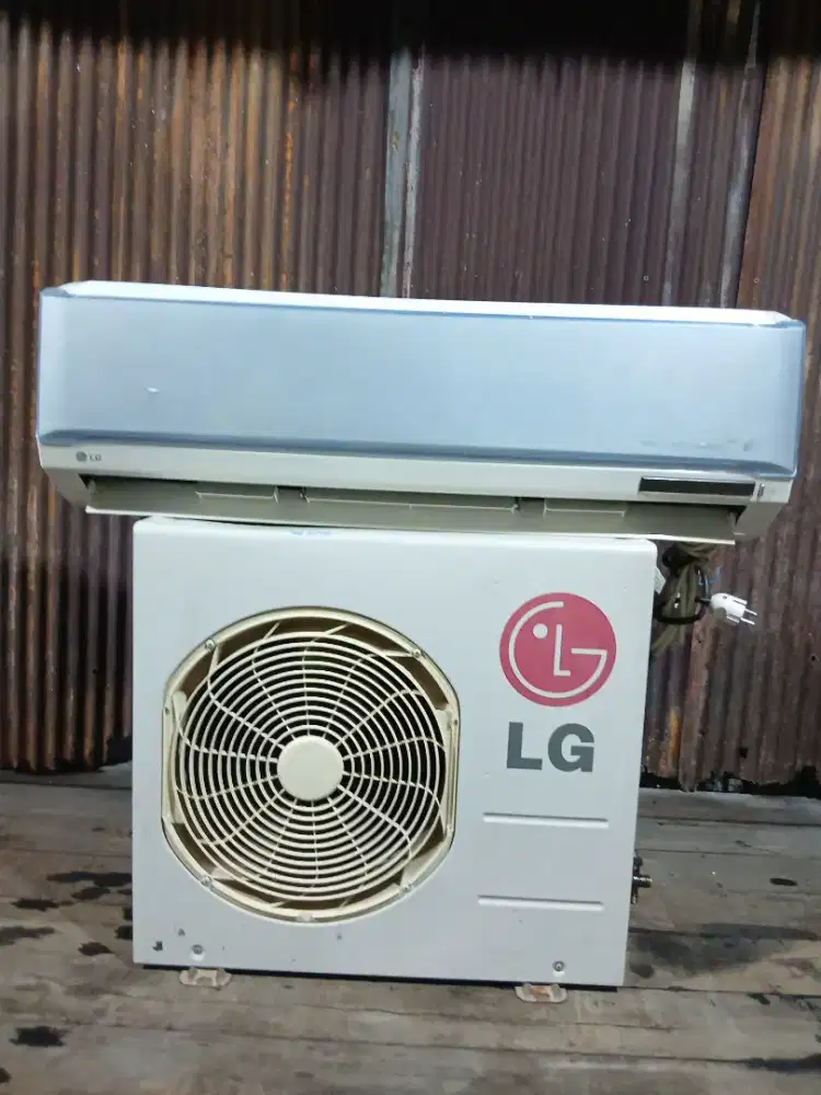 JUAL AC 1/2 PK BEKAS BERGARANSI