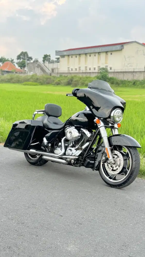 Harley Davidson street glide 2013