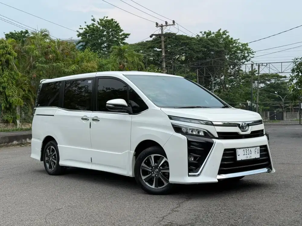 Toyota Voxy 2.0 Matic 2018 Istimewa Bs TT-Kredit.!!