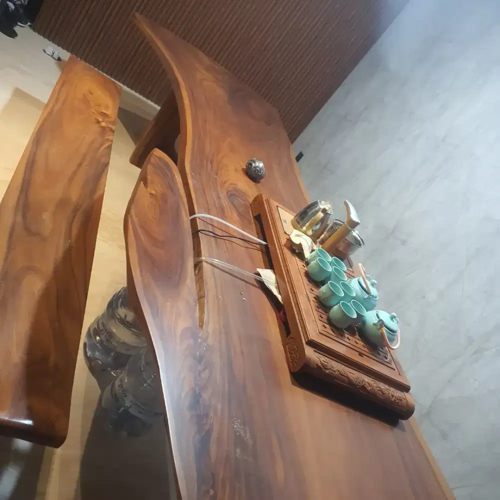 Meja ama kursi kayu trambesi