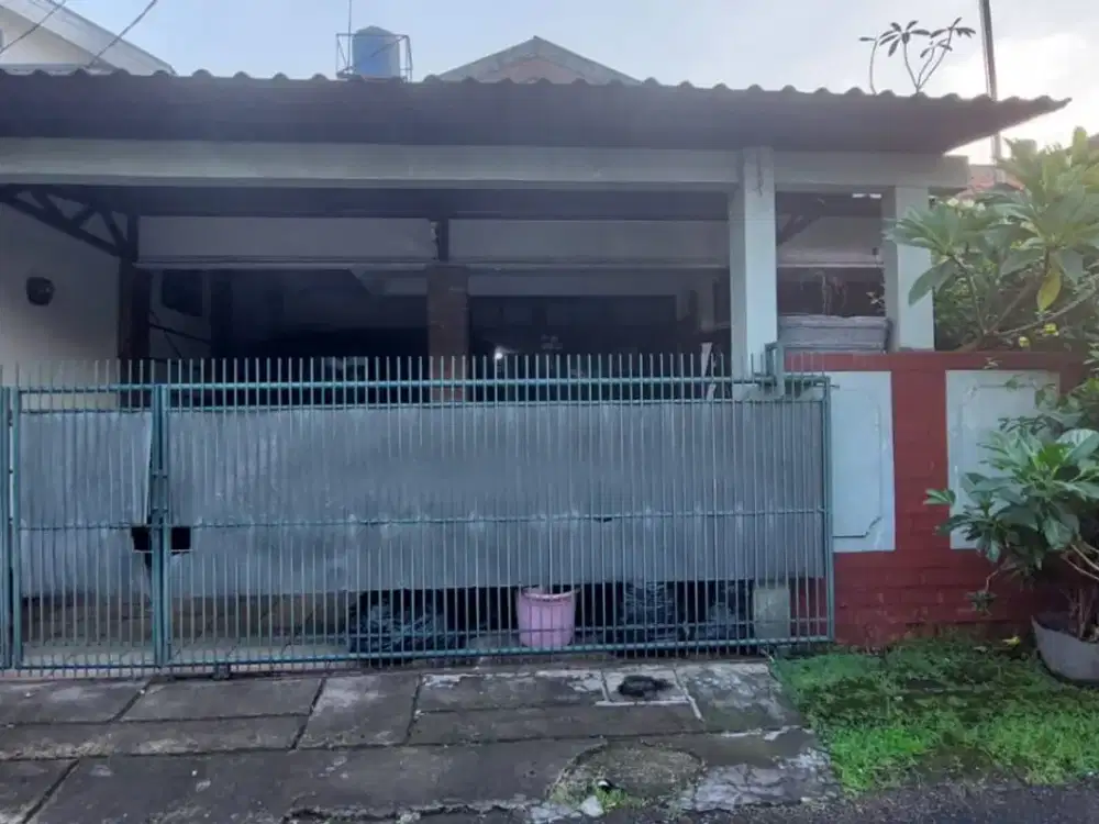 Dijual Rumah 2 lantai Harga Mendekati NJOP di Bintaro , Jakarta Selatan