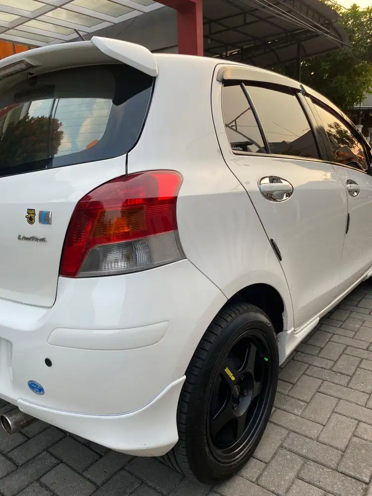 Toyota Yaris 2011 Bensin