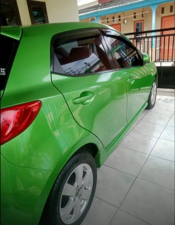 Mazda 2 2010 Bensin