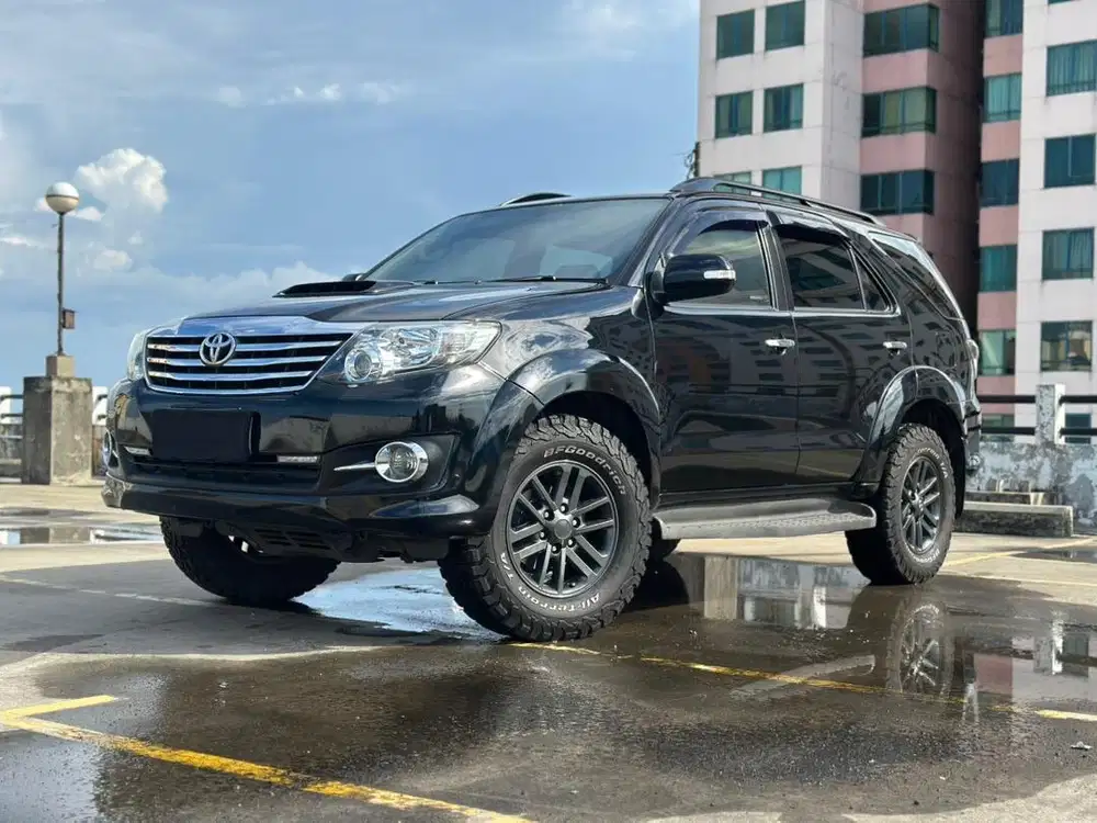 TOYOTA FORTUNER 2.5 G VNT DIESEL 2014 (KM LOW)