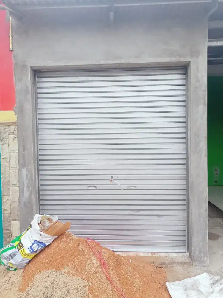 Rolling door, folding gate