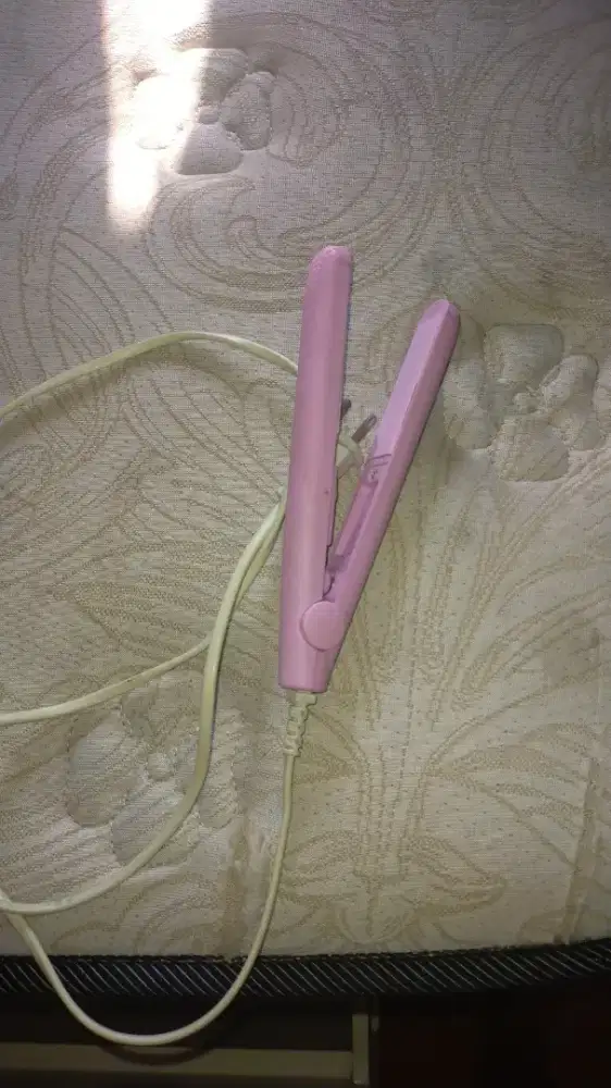 catokan rambut mini pink