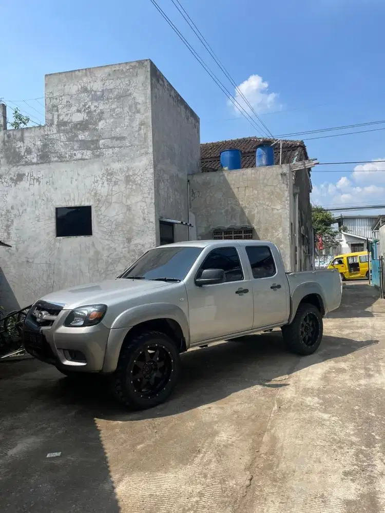 for sal mazda bt mobil pribadi siap pakai