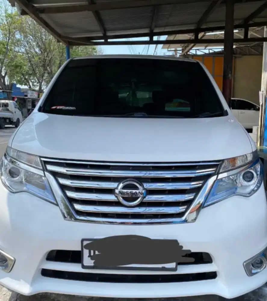 Nissan Serena hws 2015  Putih Antik