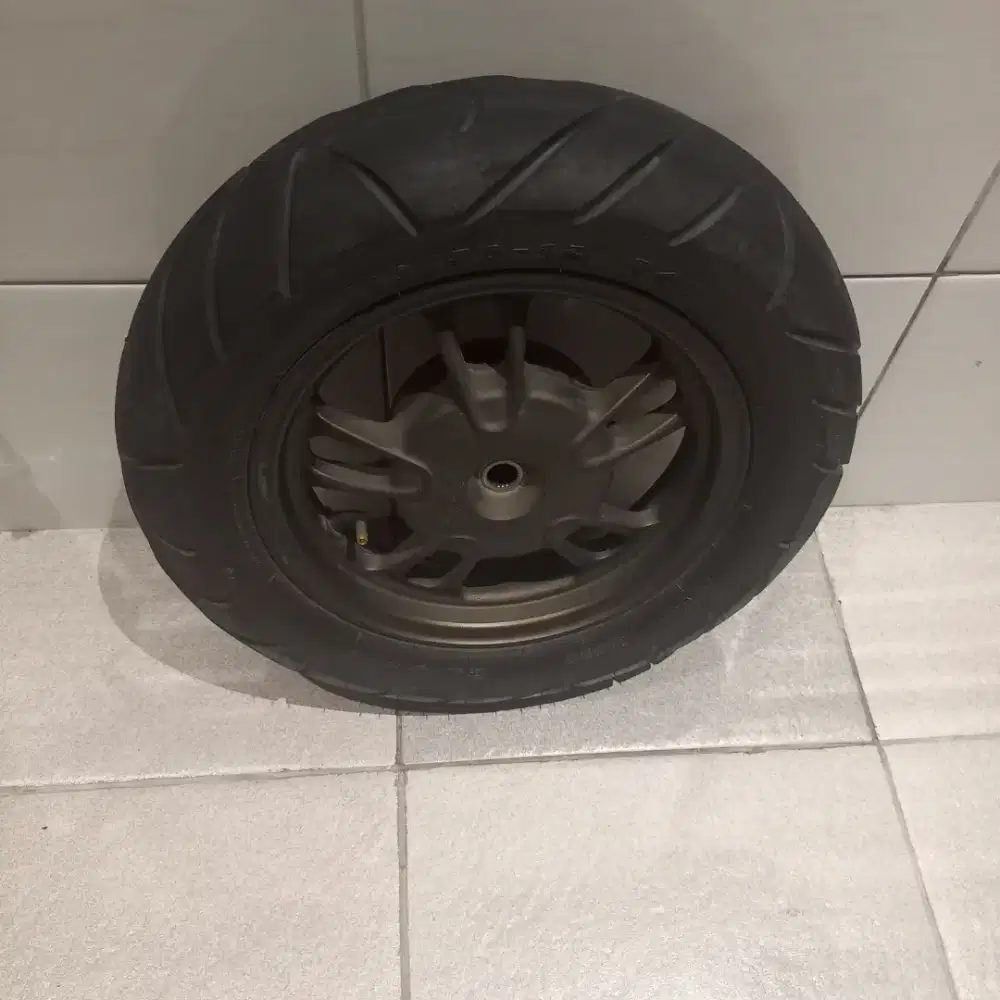 Velg scoopy R12