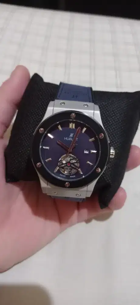 Jam tangan Hublot Fussion Classic (NAVY)