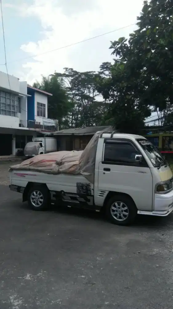 Jasa angkut barang,pindah rumah,kantor,dan angkut barang lain nya. .
