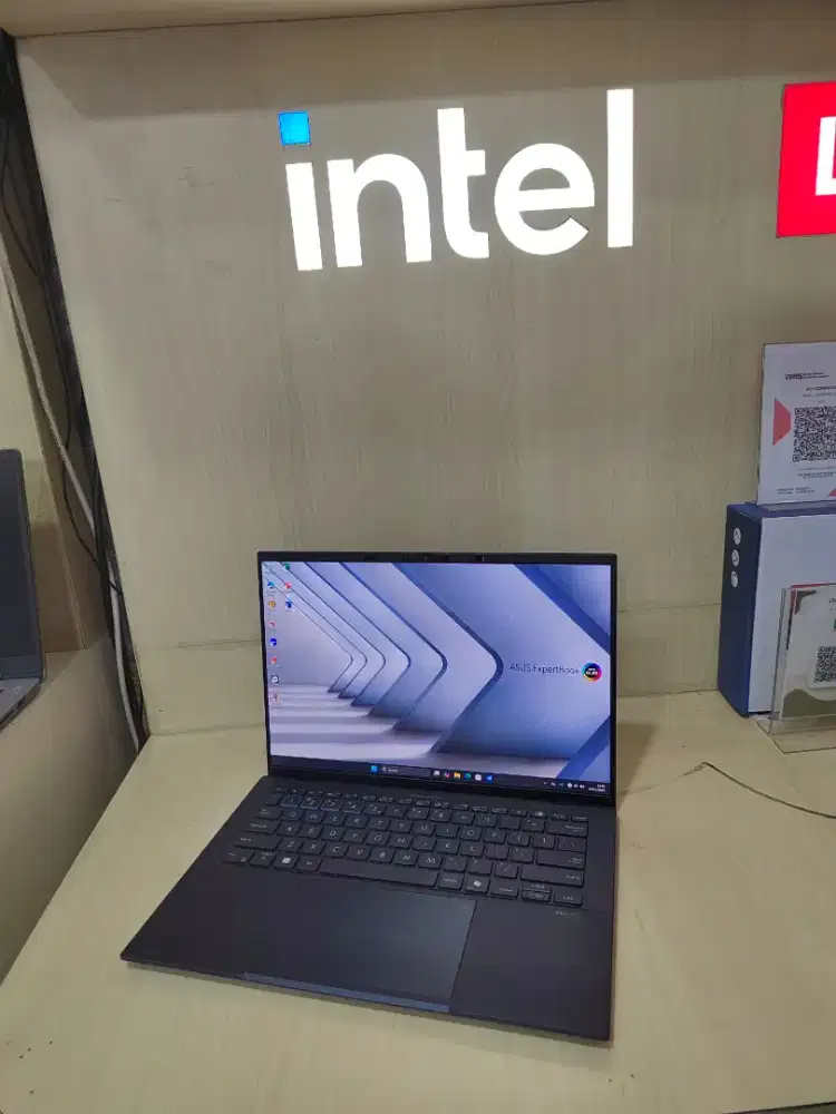Asus ExpertBook B9 Core 7-150U | 32Gb | 1Tb | Oled 14 Grs Resmi