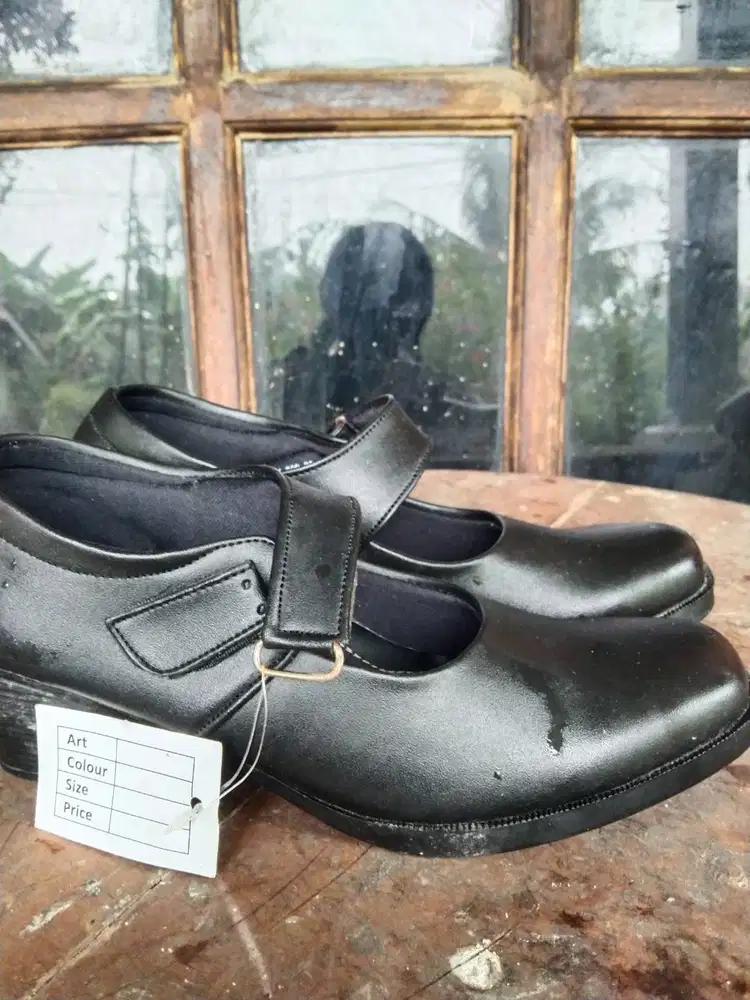 Dijual sepatu pantofel wanita
