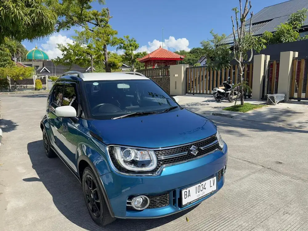 MOBIL SUPER ISTIMEWAH