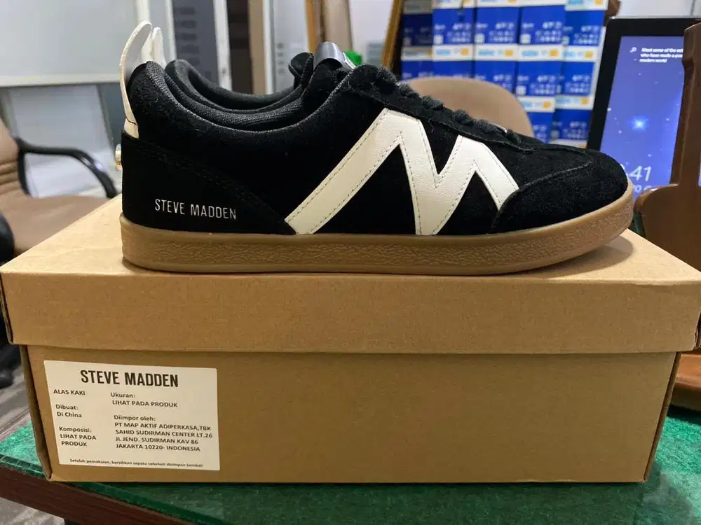 Steve Madden Original (Like New)