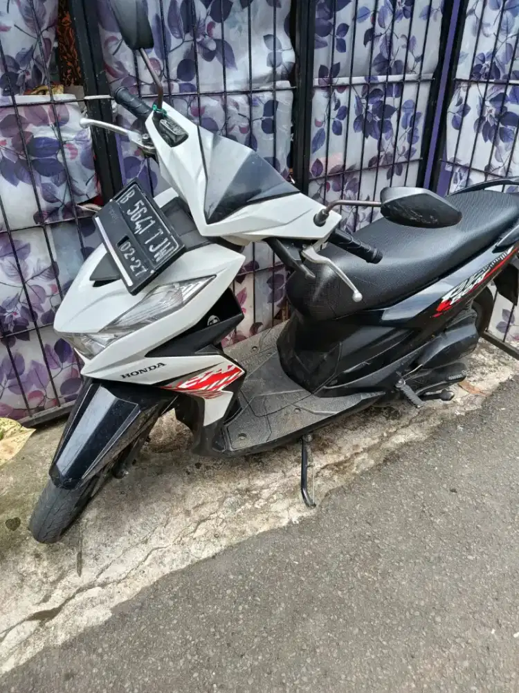 Honda beat PUTIH bersih 2022