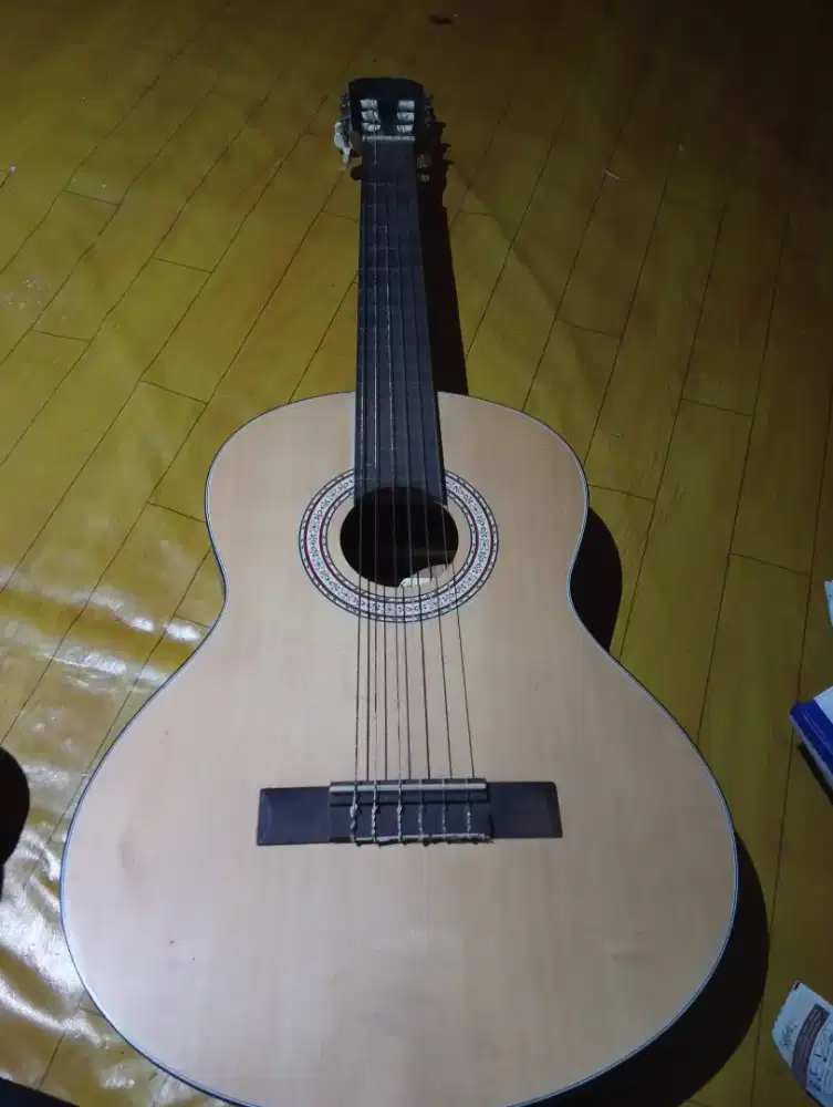 Dijual gitar cowboy cg 100