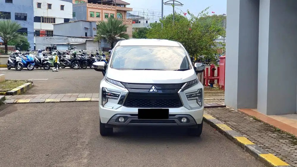 Mitsubishi Xpander Ultimate Facelift AT 2023/2024