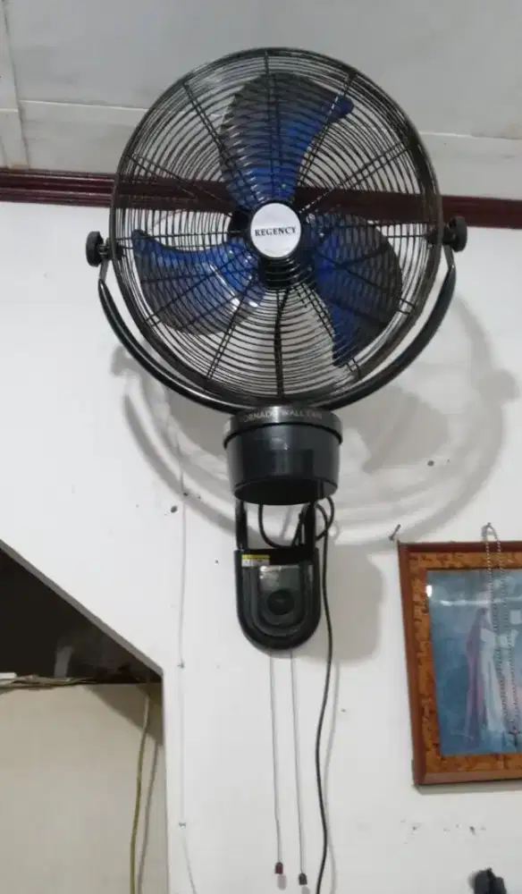 Kipas angin tornado merk regency wall dan 20