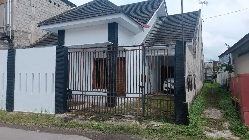 Disewakan Rumah Sidoarum